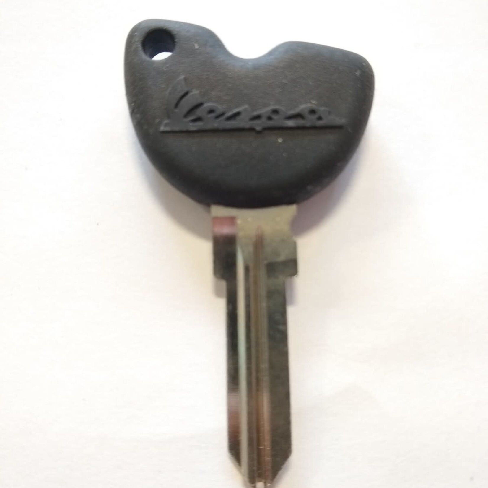 Vespa Key Blank - Vespa S/LX/Prima/Sprint 50, S 150 (NO CHIP)