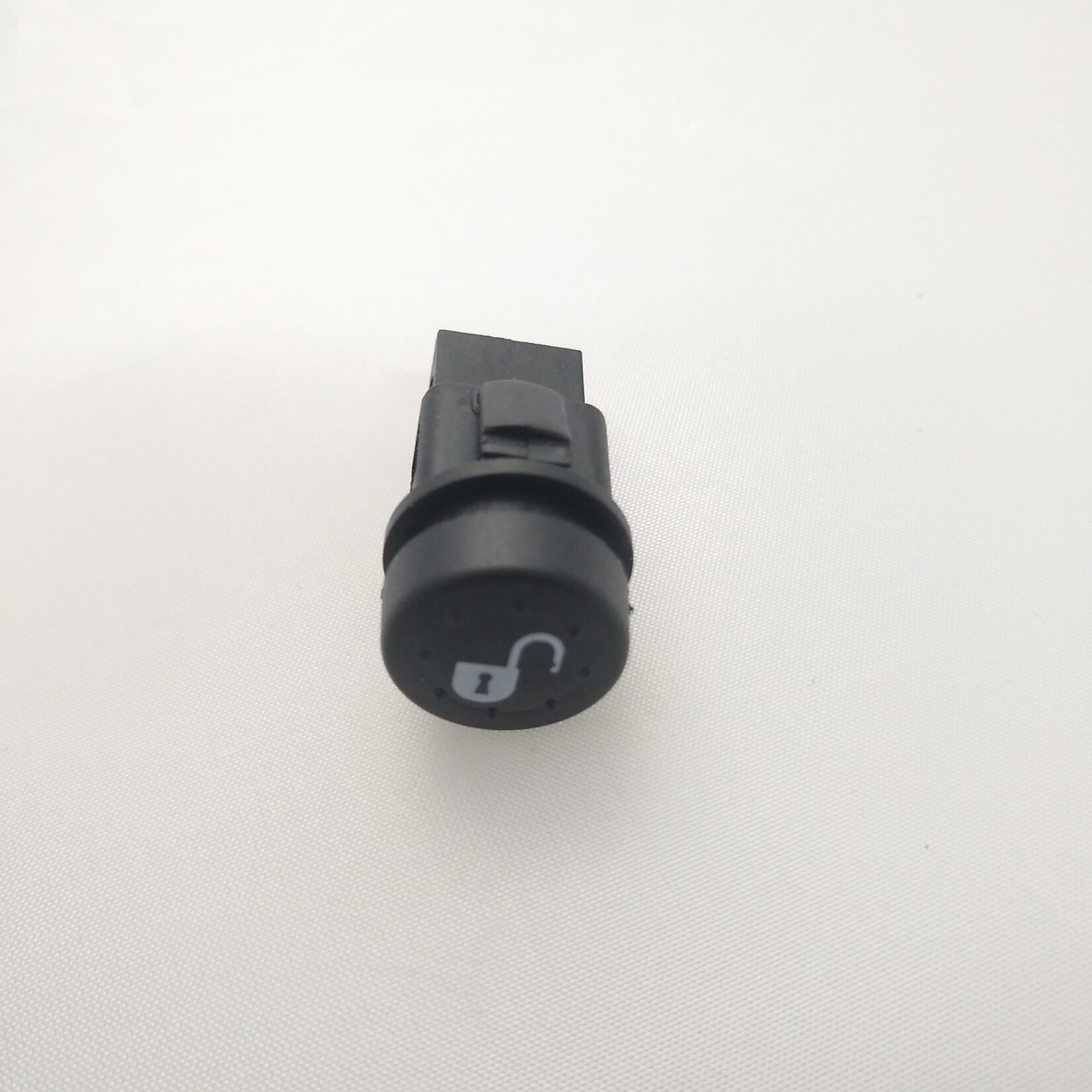 Piaggio Piaggio Seat Opening Switch Button