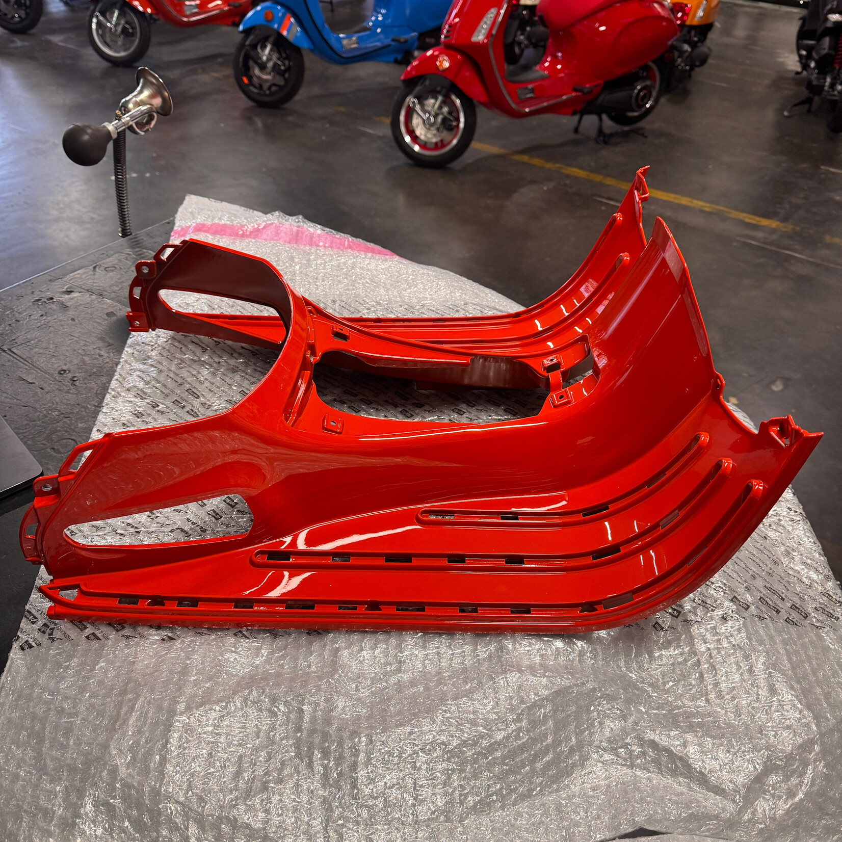 Painted Floorboard - GTS 300 - Arancio Impulsivo - A11 - Orange Brick [A11]