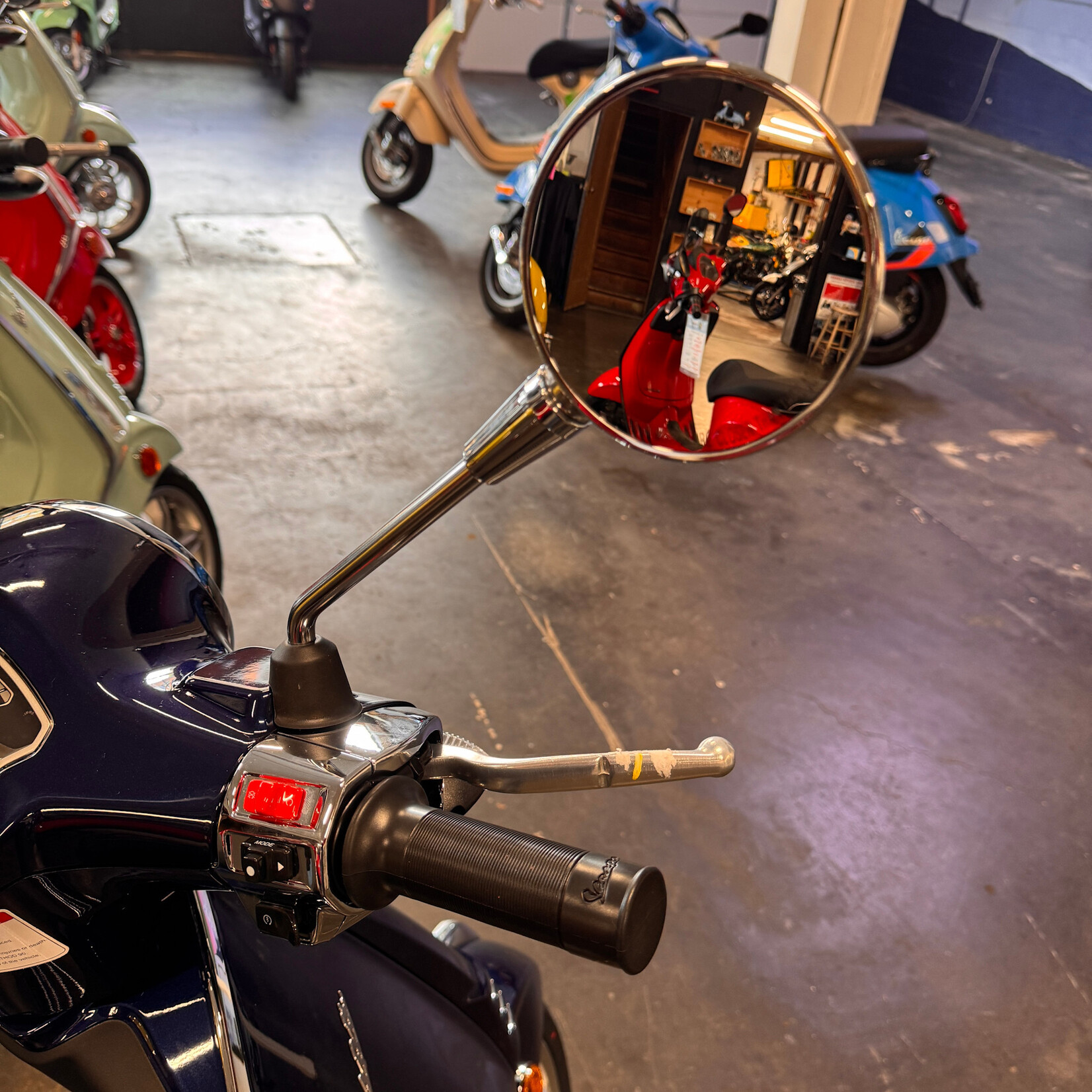 Piaggio Mirror Set - Round Primavera 10mm, Chrome, Pair Left and Right - Fits Primavera 50/150 2024-Current (Will also fit GTS HPE2 2023-2025)