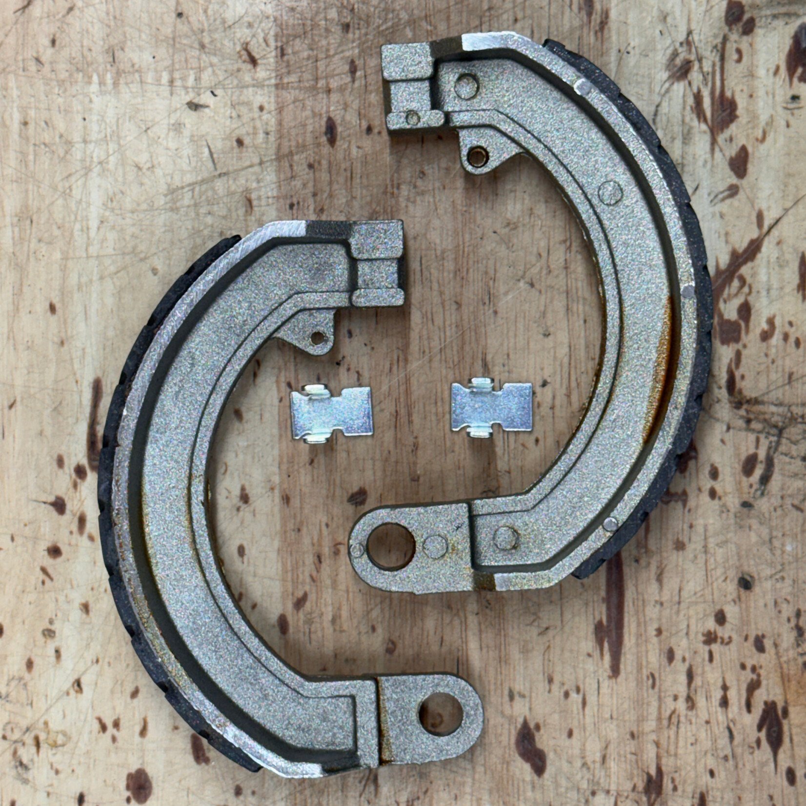 Brake Shoe Vintage Vespa 10" Front 1 Post