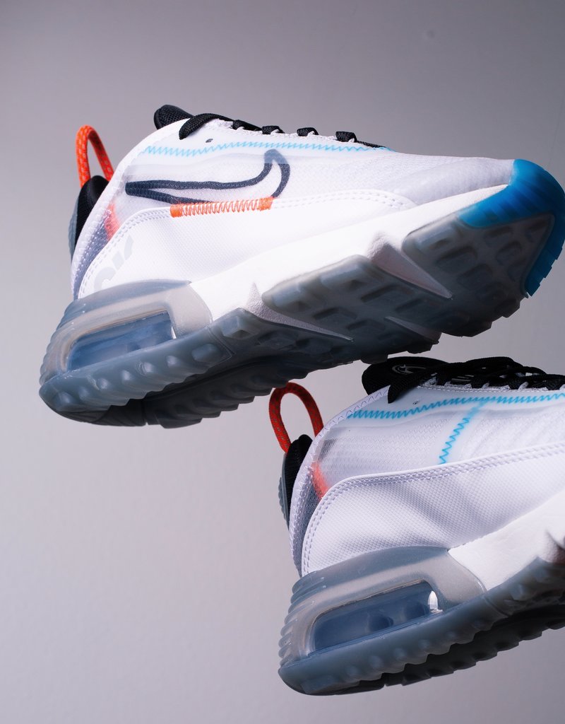 Nike Women's Air Max 2090 White/Black-Pure Platinum