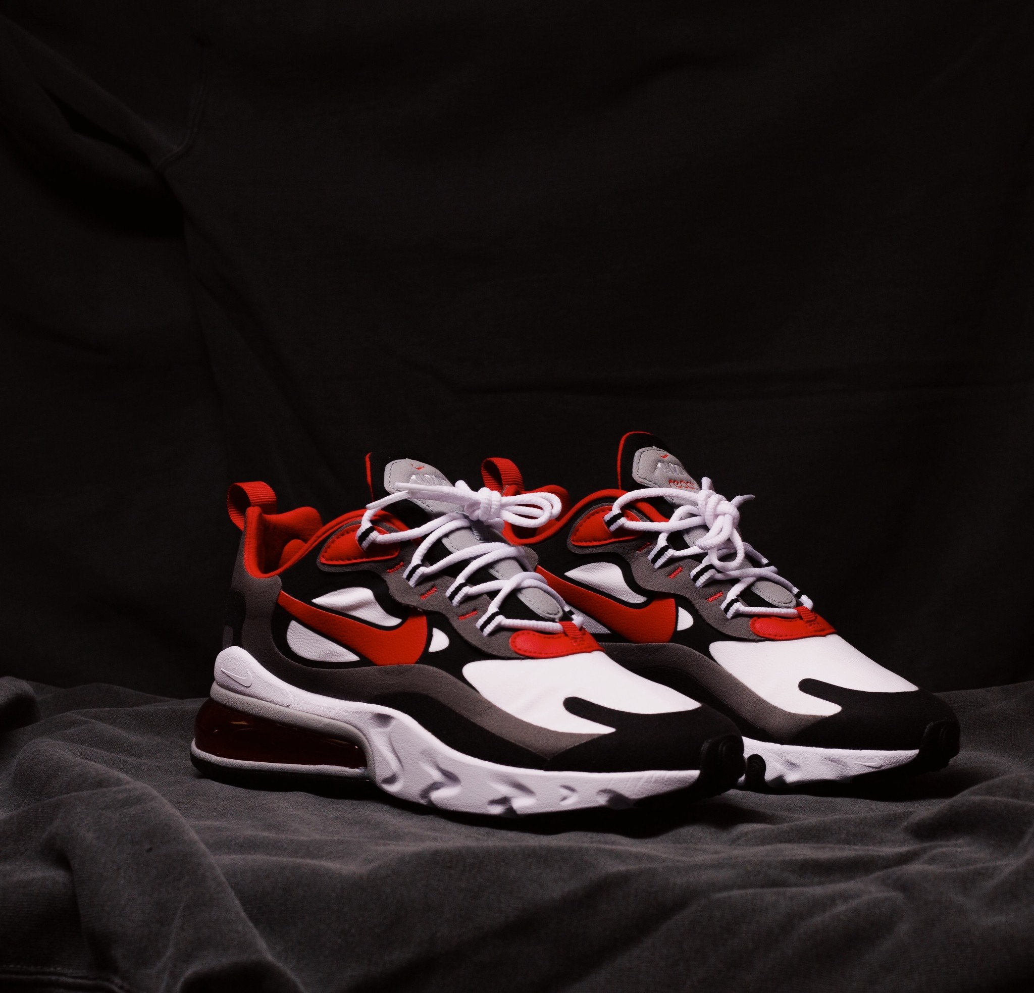 270 react university red