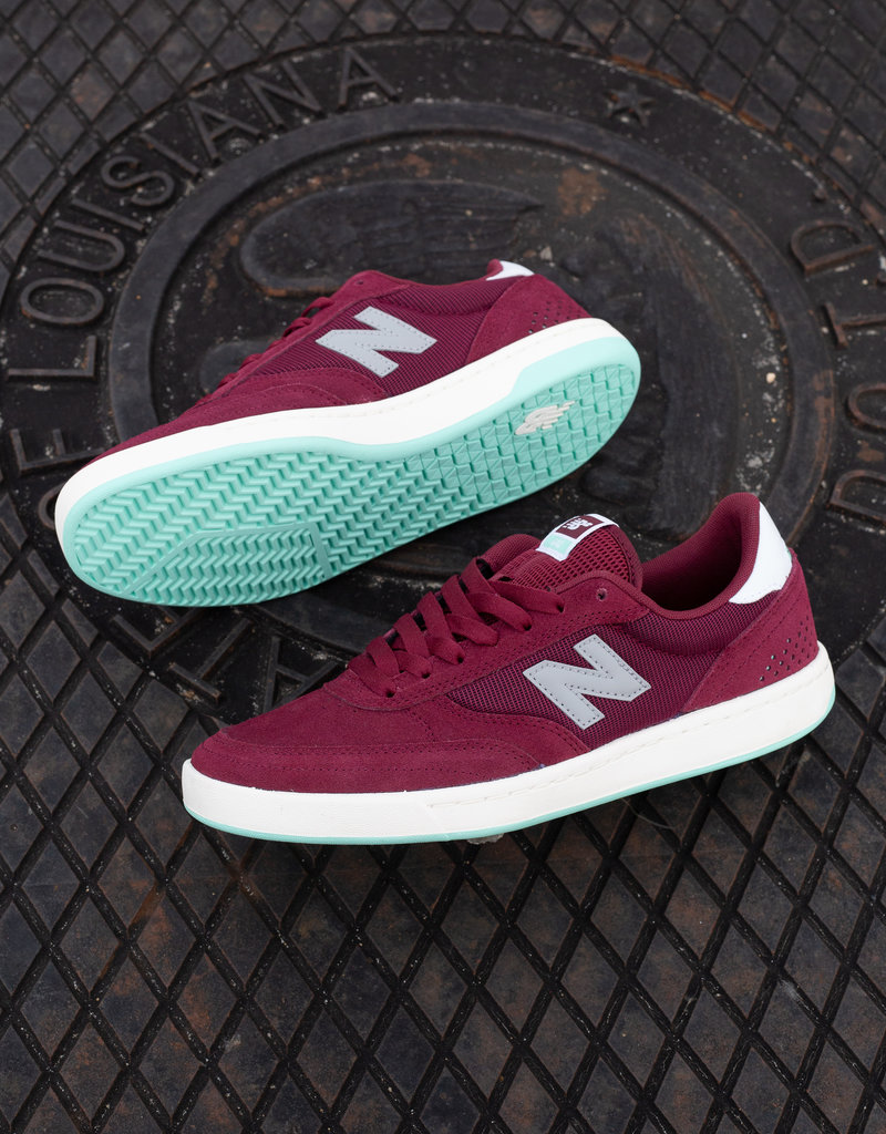New Balance 440 maroon/mint