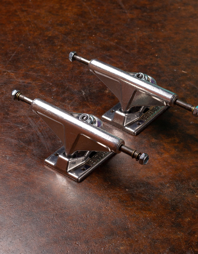 Venture Venture Polished Raw Trucks (1 set)
