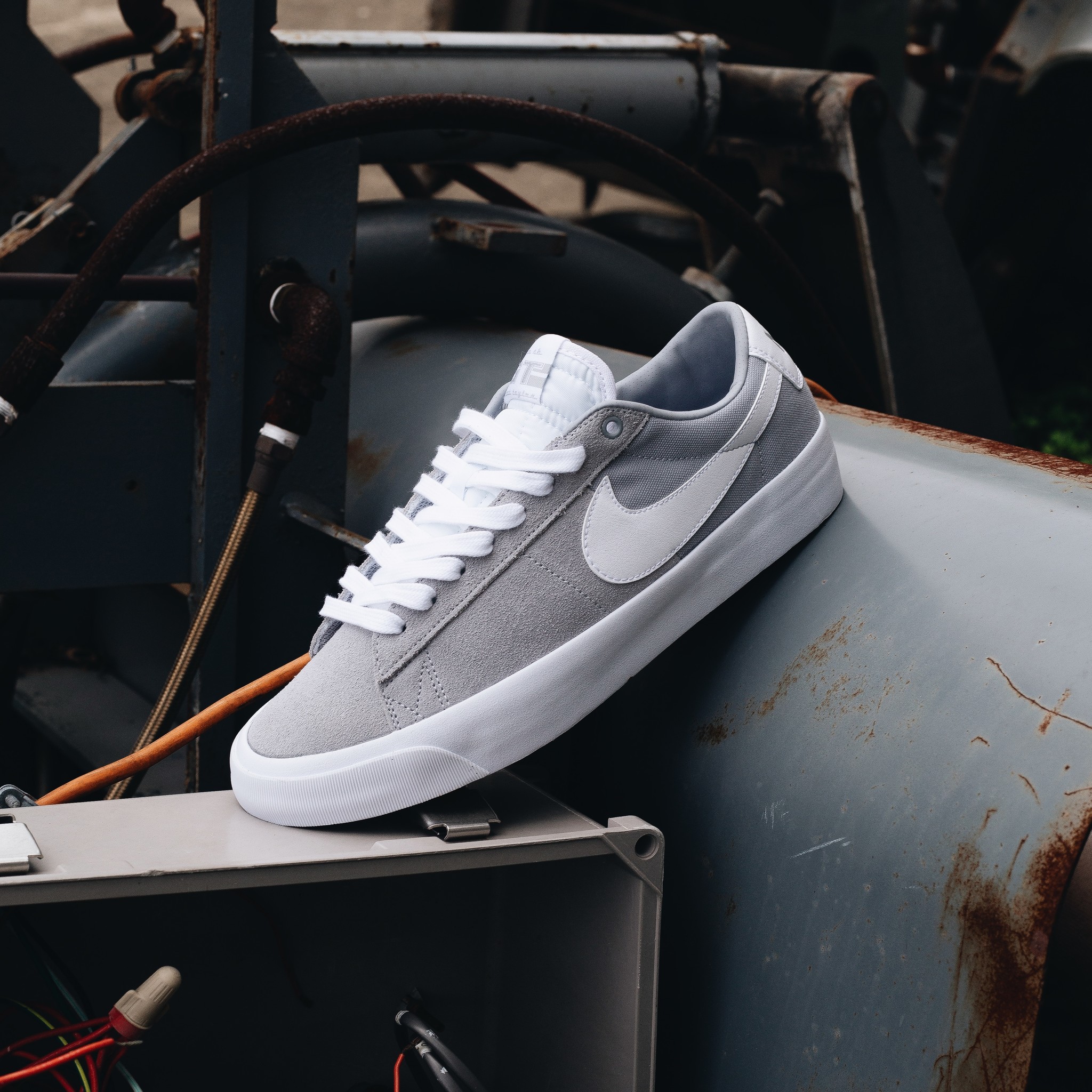 Nike SB Blazer Low Pro GT Wolf Grey/White Nike SB Blazer Low Pro GT Wolf Grey/White