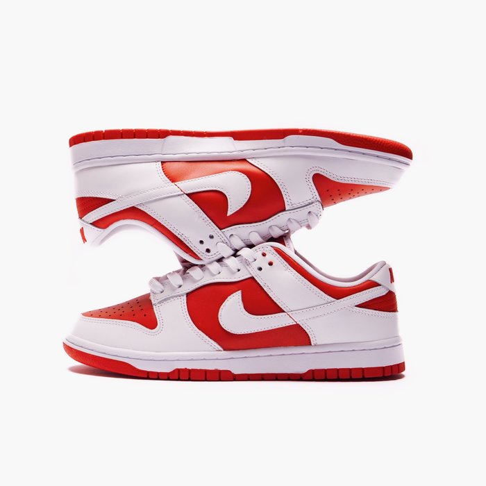 dunk low reverse university red