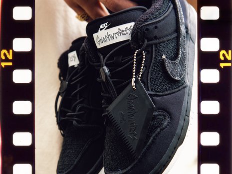 Nike SB x Gnarhunters Dunk Low