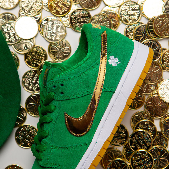 nike sb dunk high st patty's day