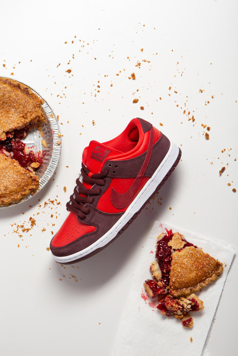 Nike SB Dunk Low Cherry