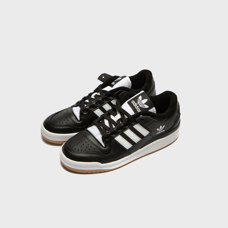 Adidas Forum 84 ADV Black / White / Gum