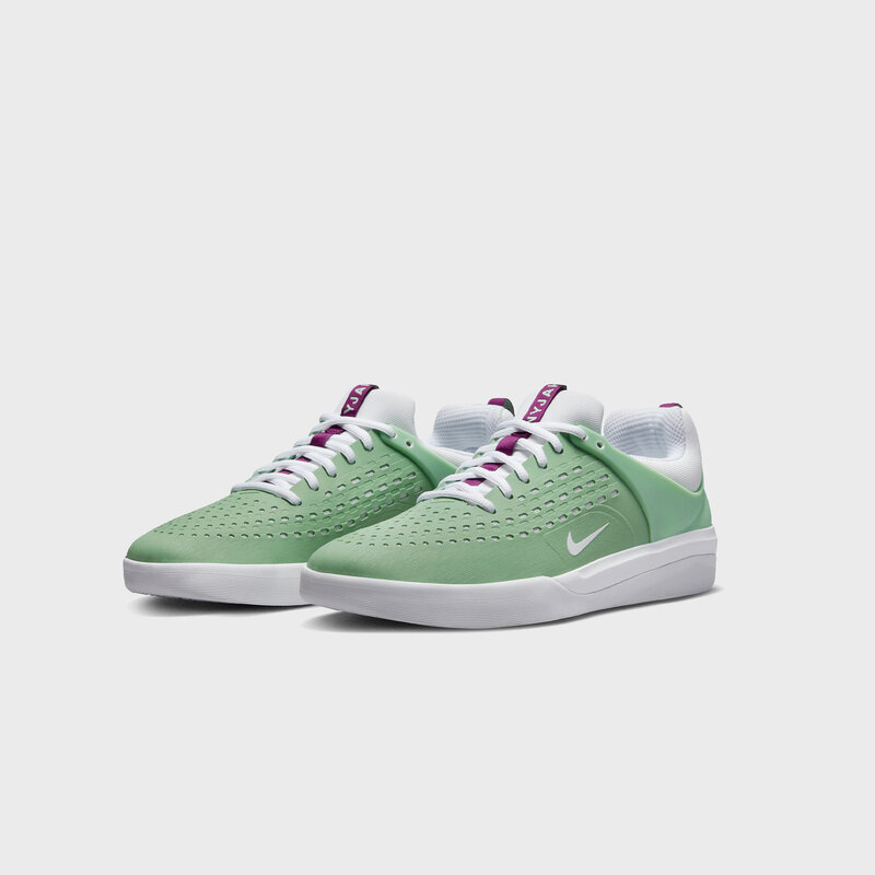 Nike SB Nyjah 3 Enamel Green