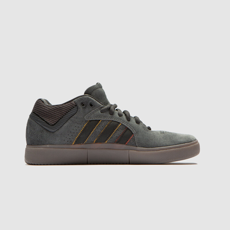 Adidas Tyshawn Remastered Carbon/Core Black