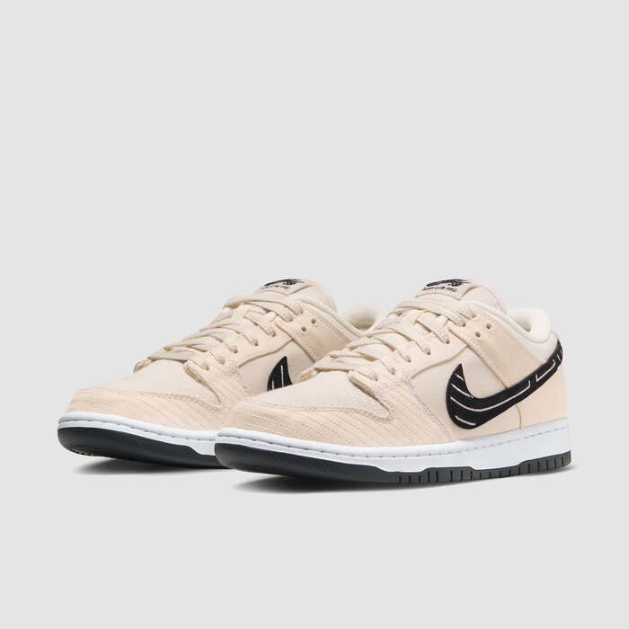 Nike SB x Albino & Preto Dunk Low