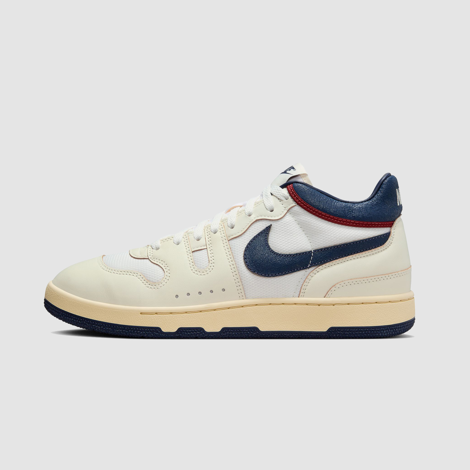Nike Attack Sail/Midnight Navy