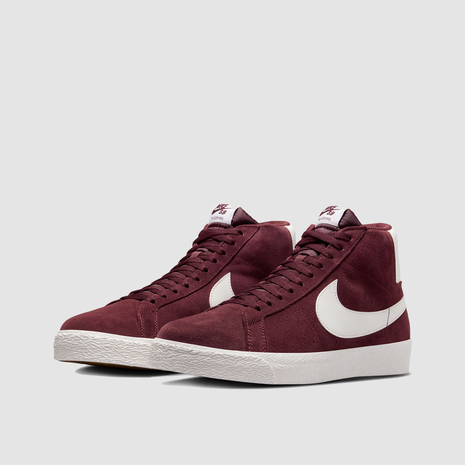 red nike blazer mid