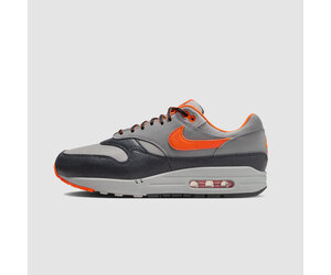 nike air max 1 orange and black