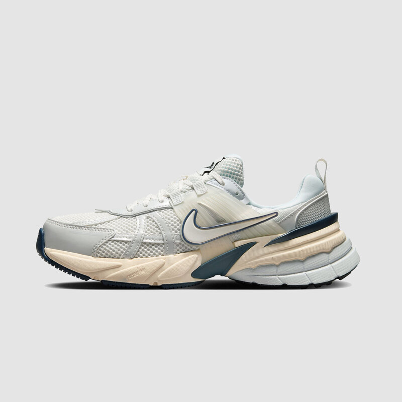 Nike WMNS V2K Run Platinum Tint