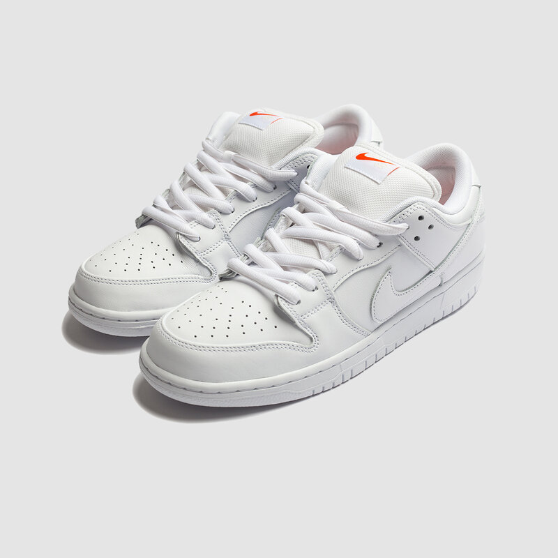有名なブランド Dunk SB Nike Low RUKUS - White/White Pro 靴