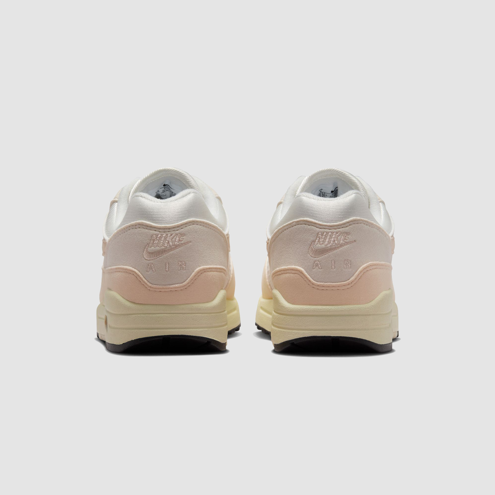 Nike air max 1 lx guava ice best sale