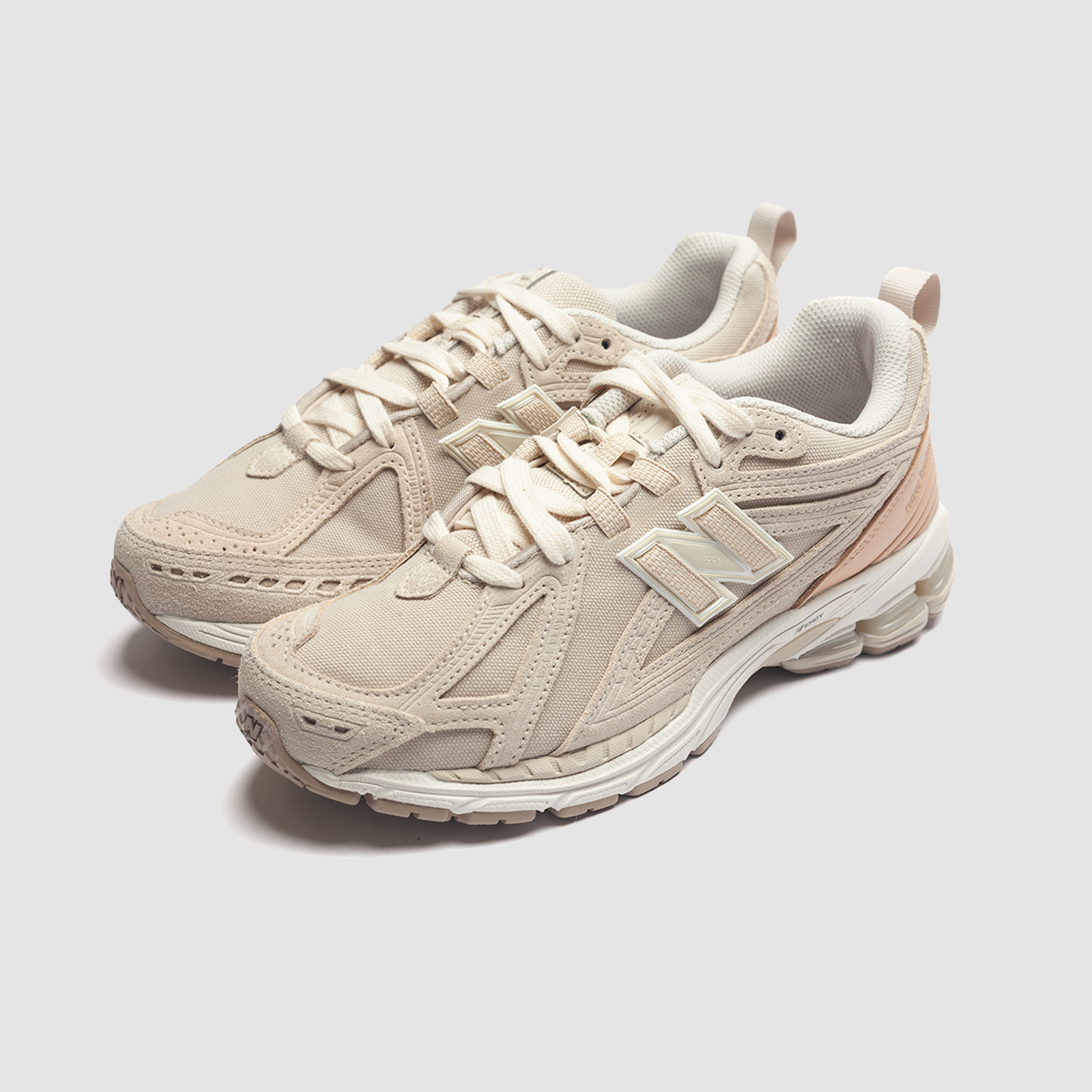 New Balance 1906 Timberwolf/ Sea Salt