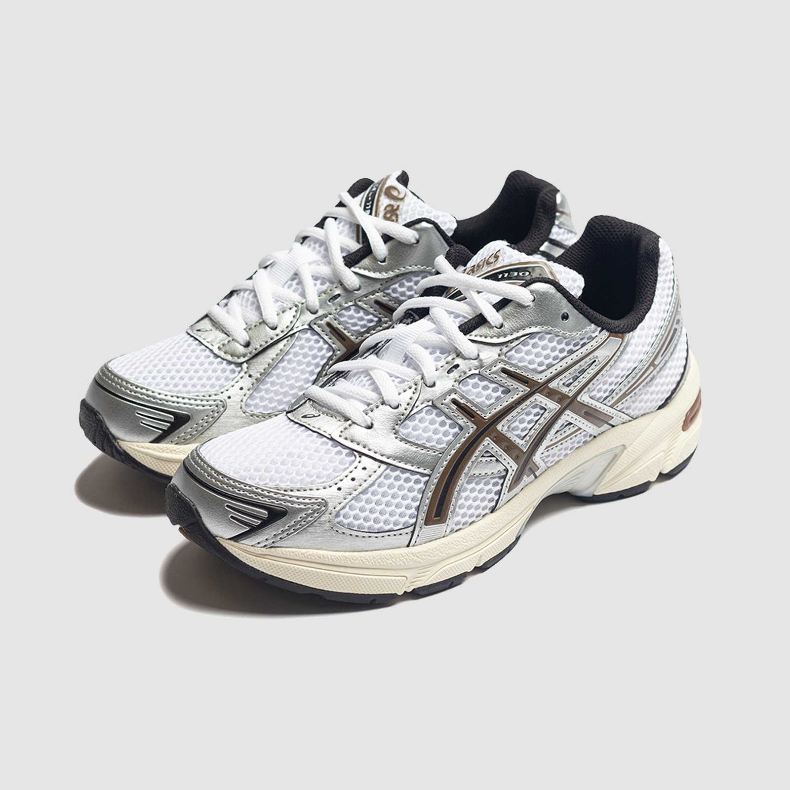 ★ASICS★Asics Gel-1130 White Clay Canyon★送料・関税込★ ASICS Gel-1130 White Clay Canyon - 1201A256-113 Raffles