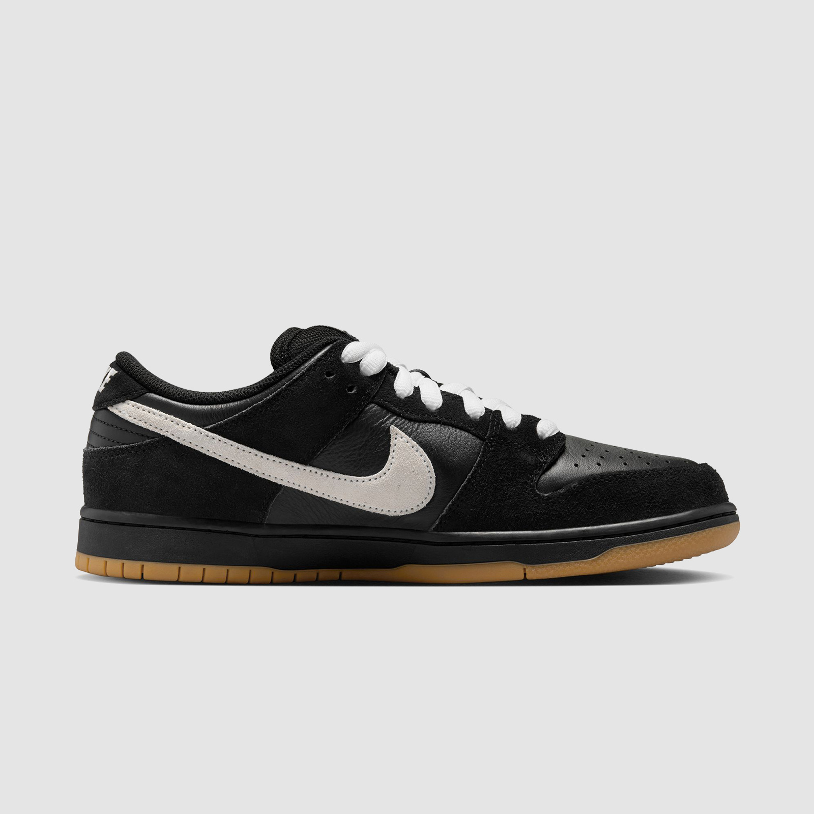 Nike SB Dunk Low Pro Black/White