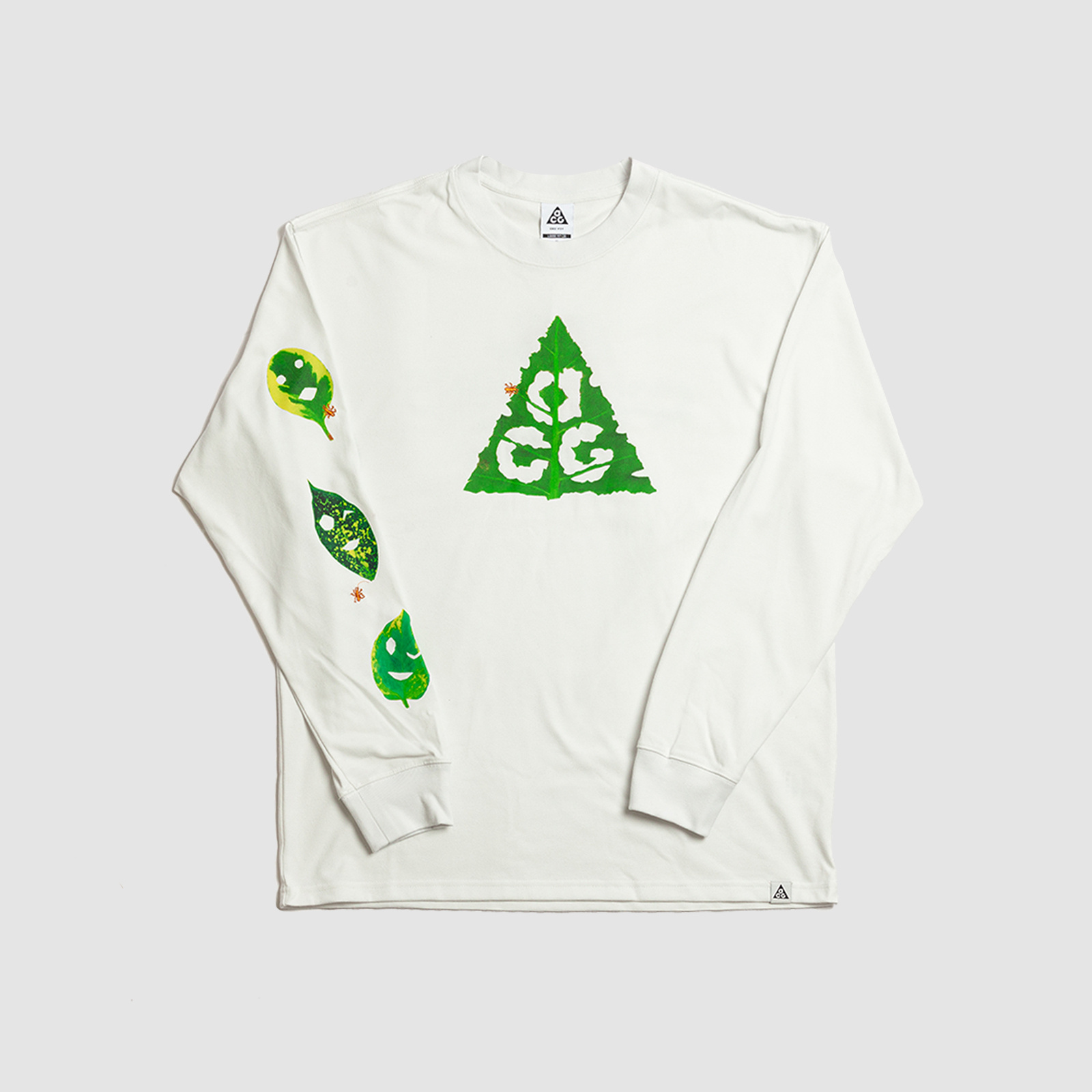 Nike ACG 'Leaf' Long-Sleeve Tee White