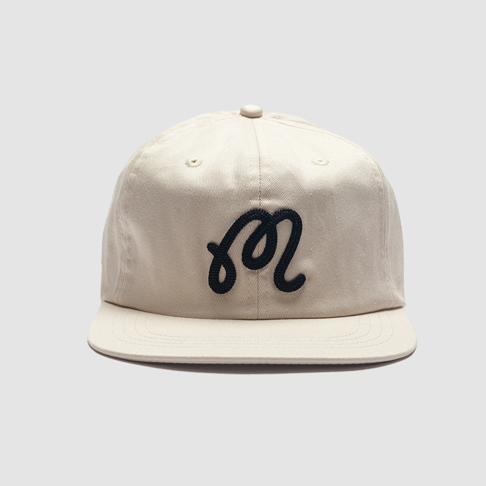 新品　MALBON GOLF Script Chainstitch キャップ Malbon Golf M Script Chainstitch Painters Hat Ivory - RUKUS