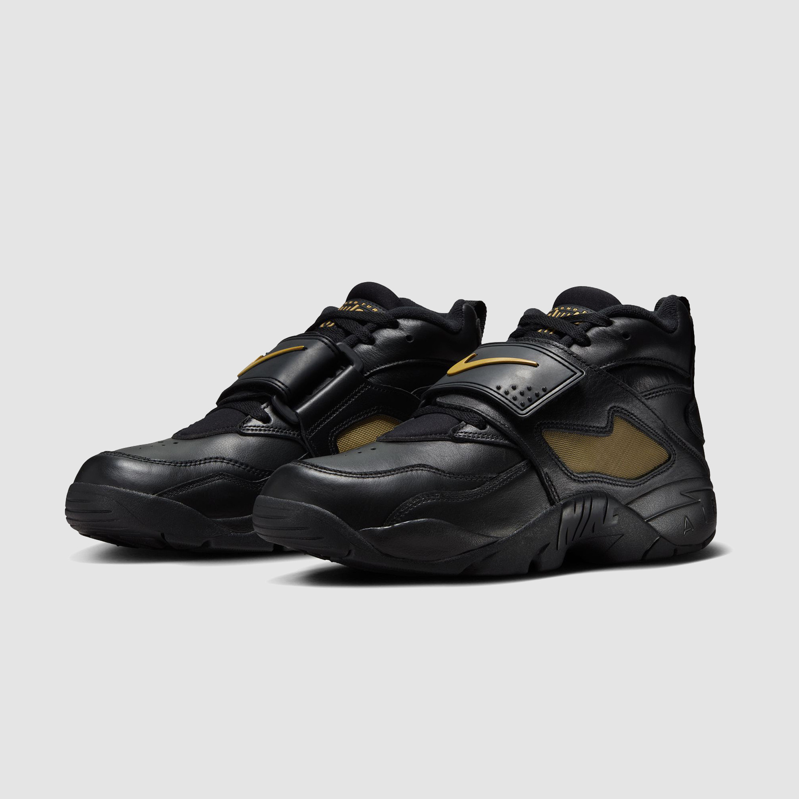 Nike Air Diamond Turf Premium Black/Metallic Gold