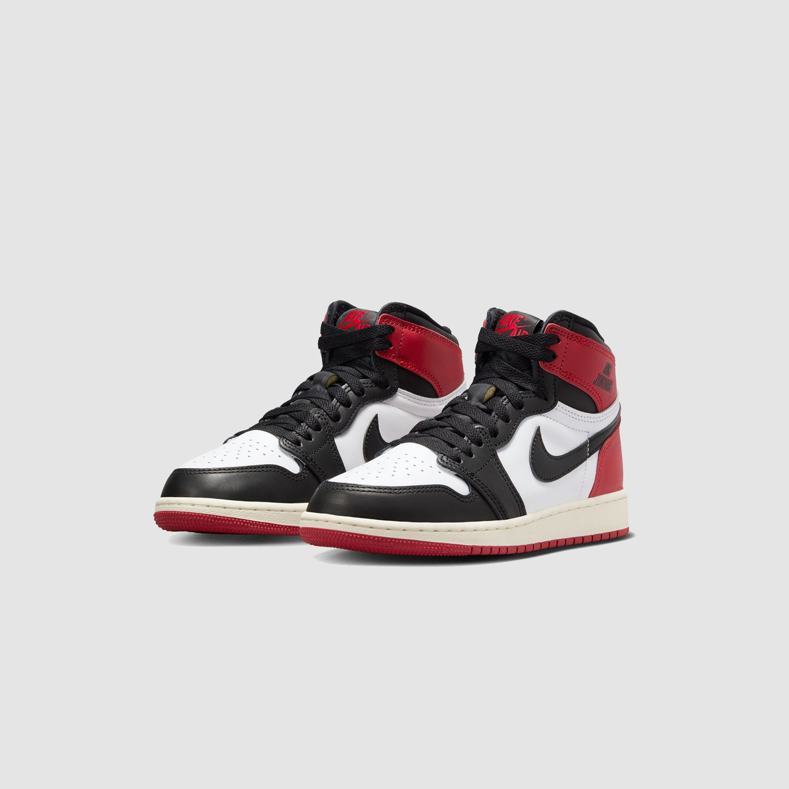 Jordan Retro 1 'Black Toe Reimagined' (GS)