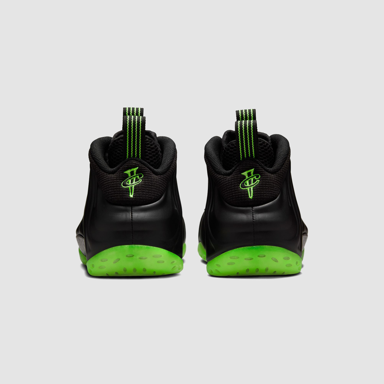 Nike Air Foamposite One Black/Volt