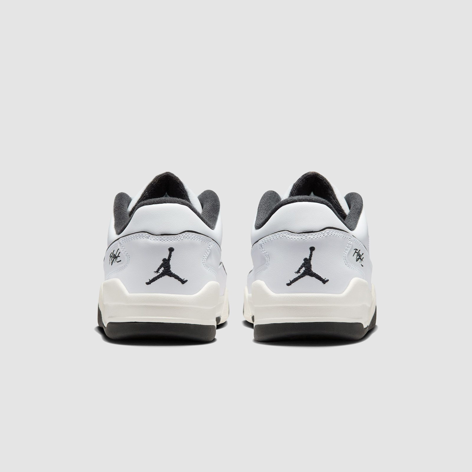 Jordan Flight Court White / Black