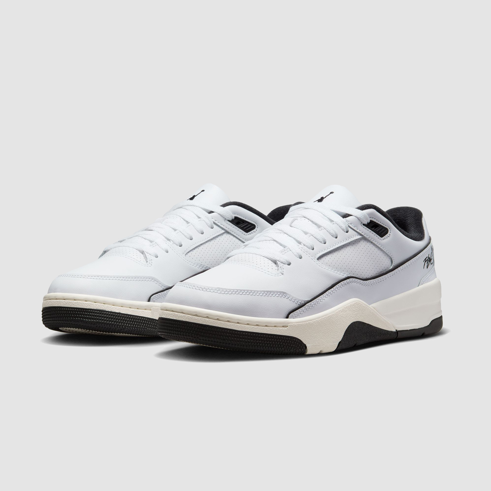 Jordan Flight Court White / Black