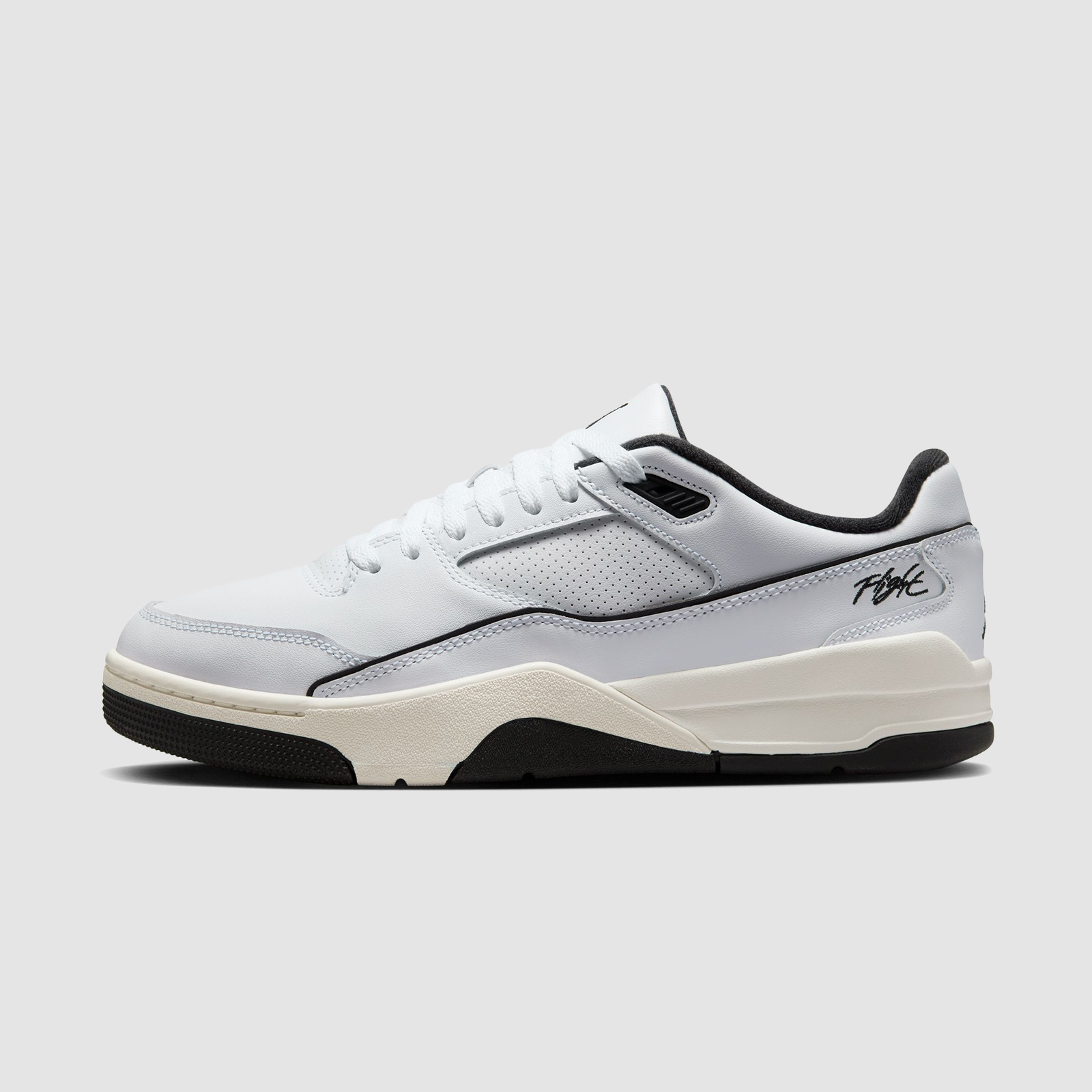 Jordan Flight Court White / Black
