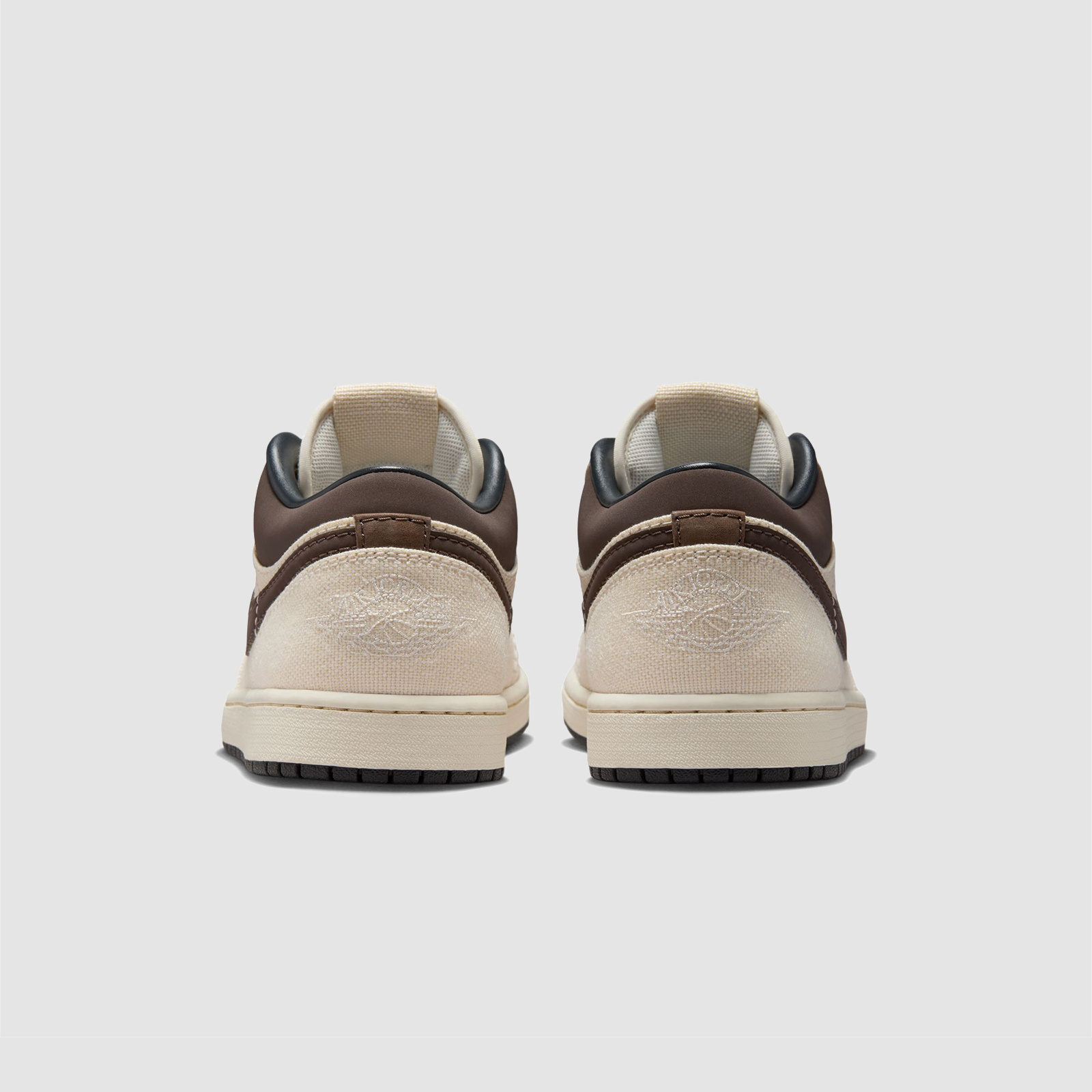 国内配送 NIKE AIR JORDAN 1 LOW PRM PALE IVORY/BRWN image.jpg