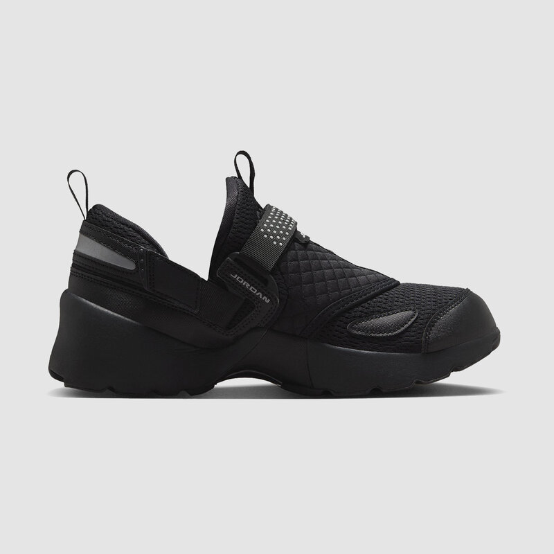 Jordan Women's Trunner LX Black/Black