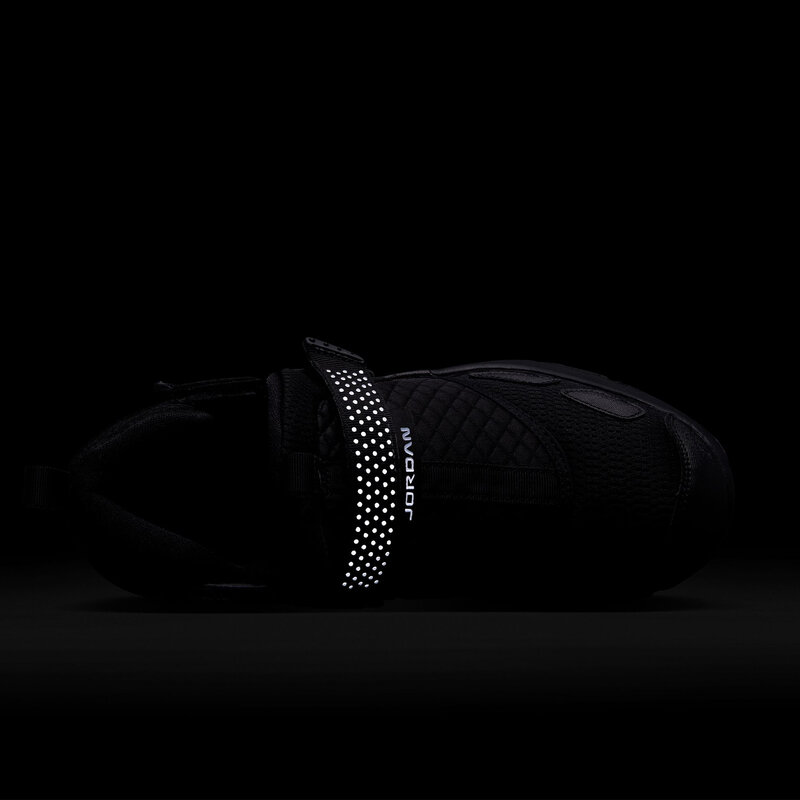 Jordan Women's Trunner LX Black/Black