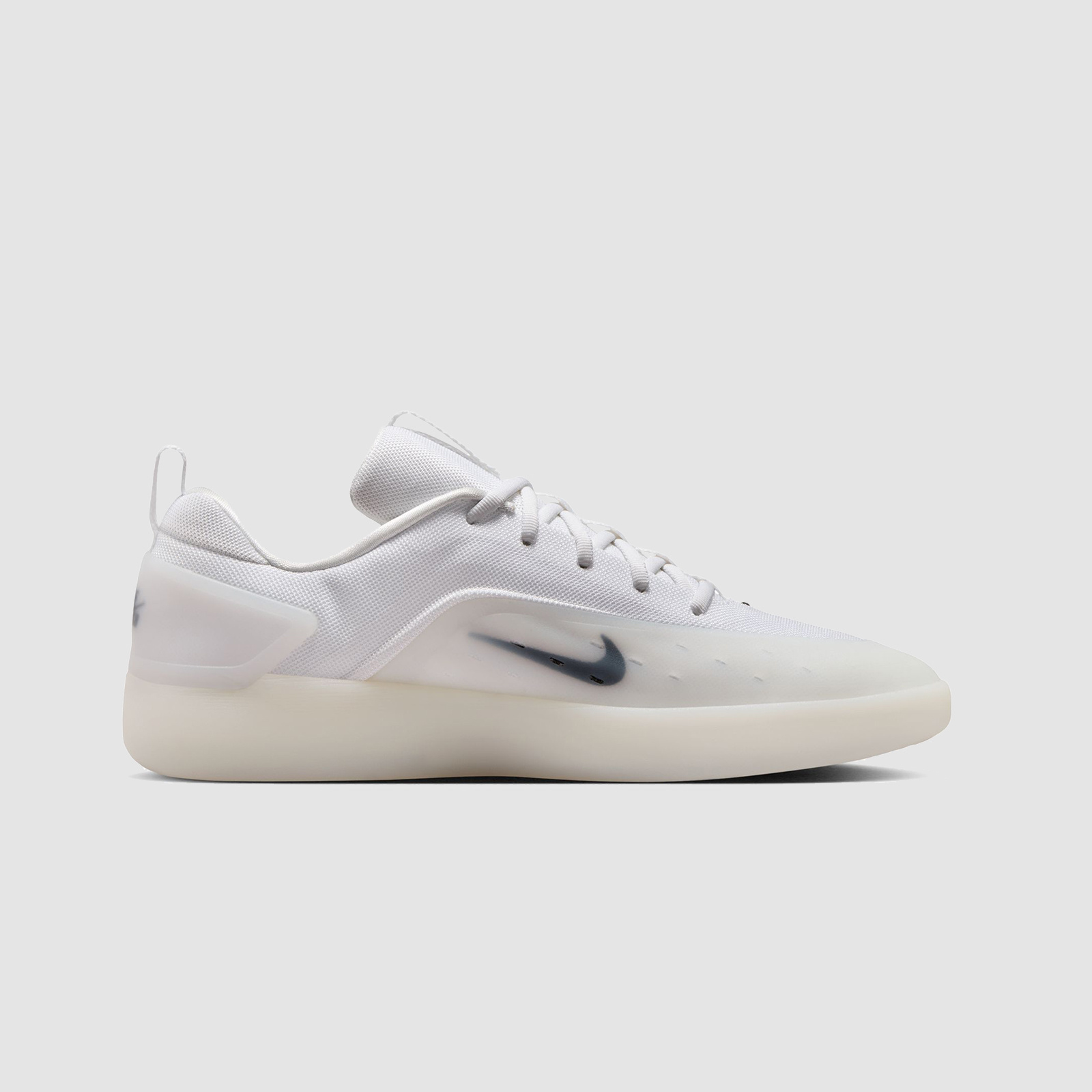 Nike SB Nyjah 4 White/Black
