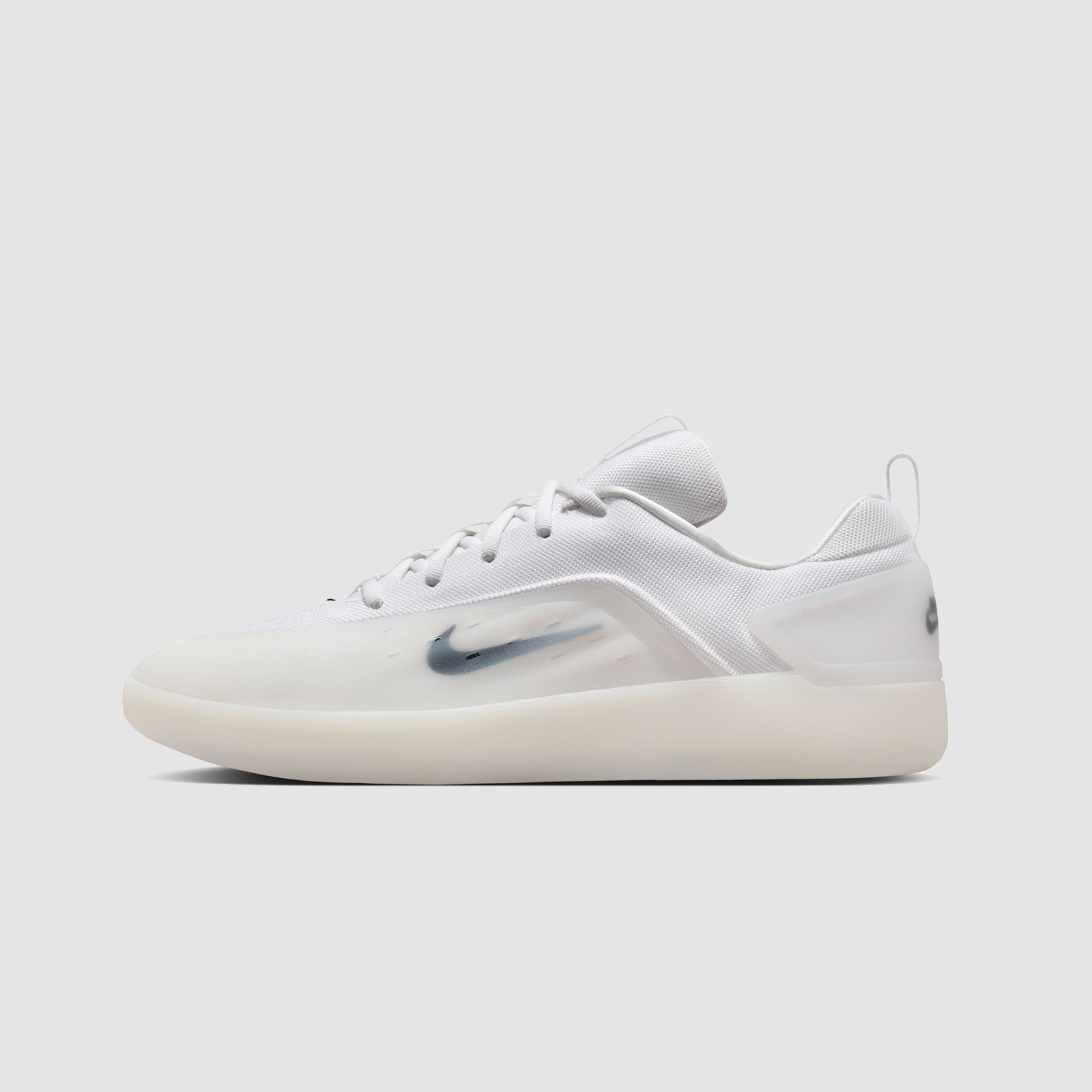 Nike SB Nyjah 4 White/Black