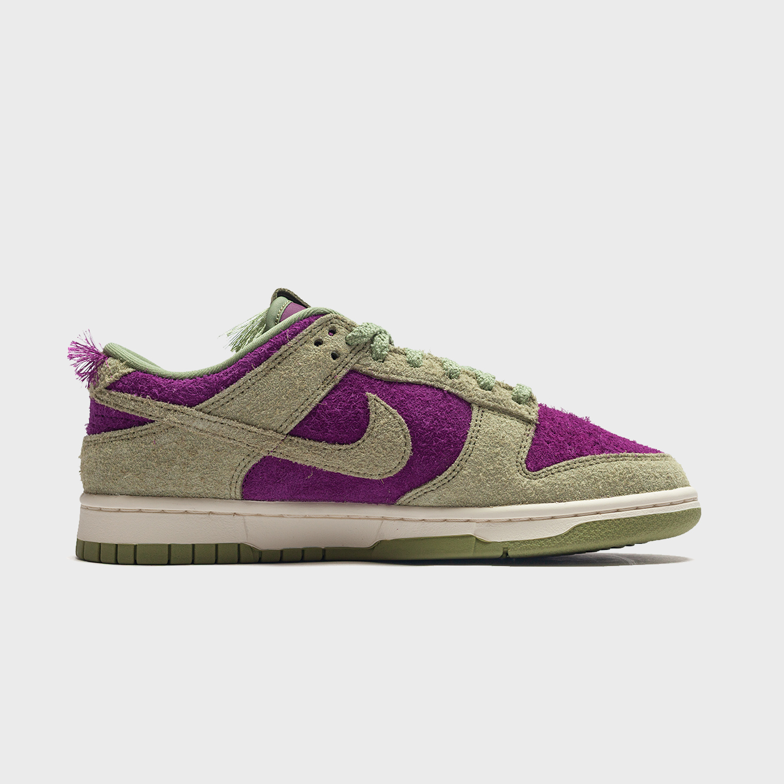 Nike Dunk Low Retro SE Dusty Olive