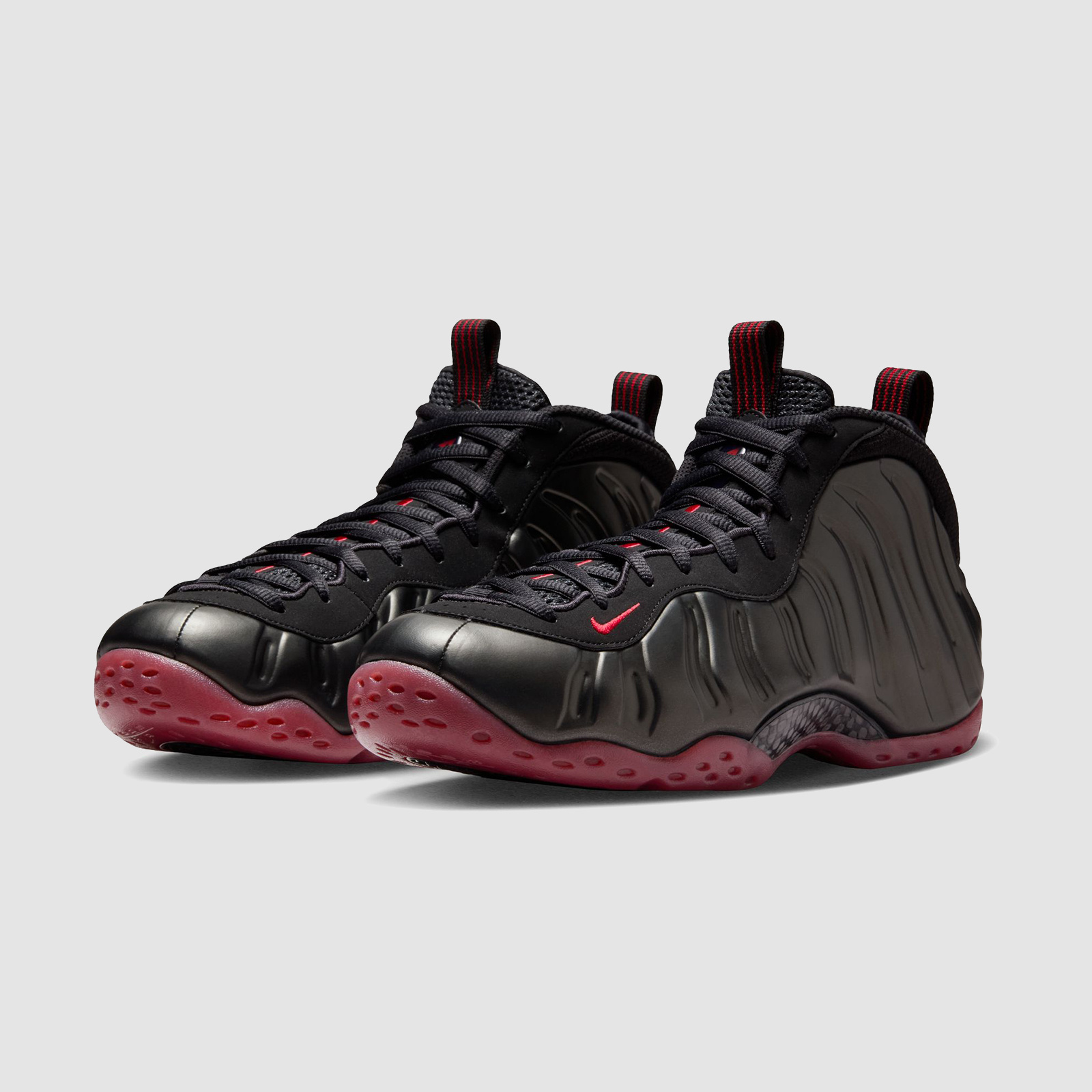 Nike Air Foamposite One Black/Varsity Red