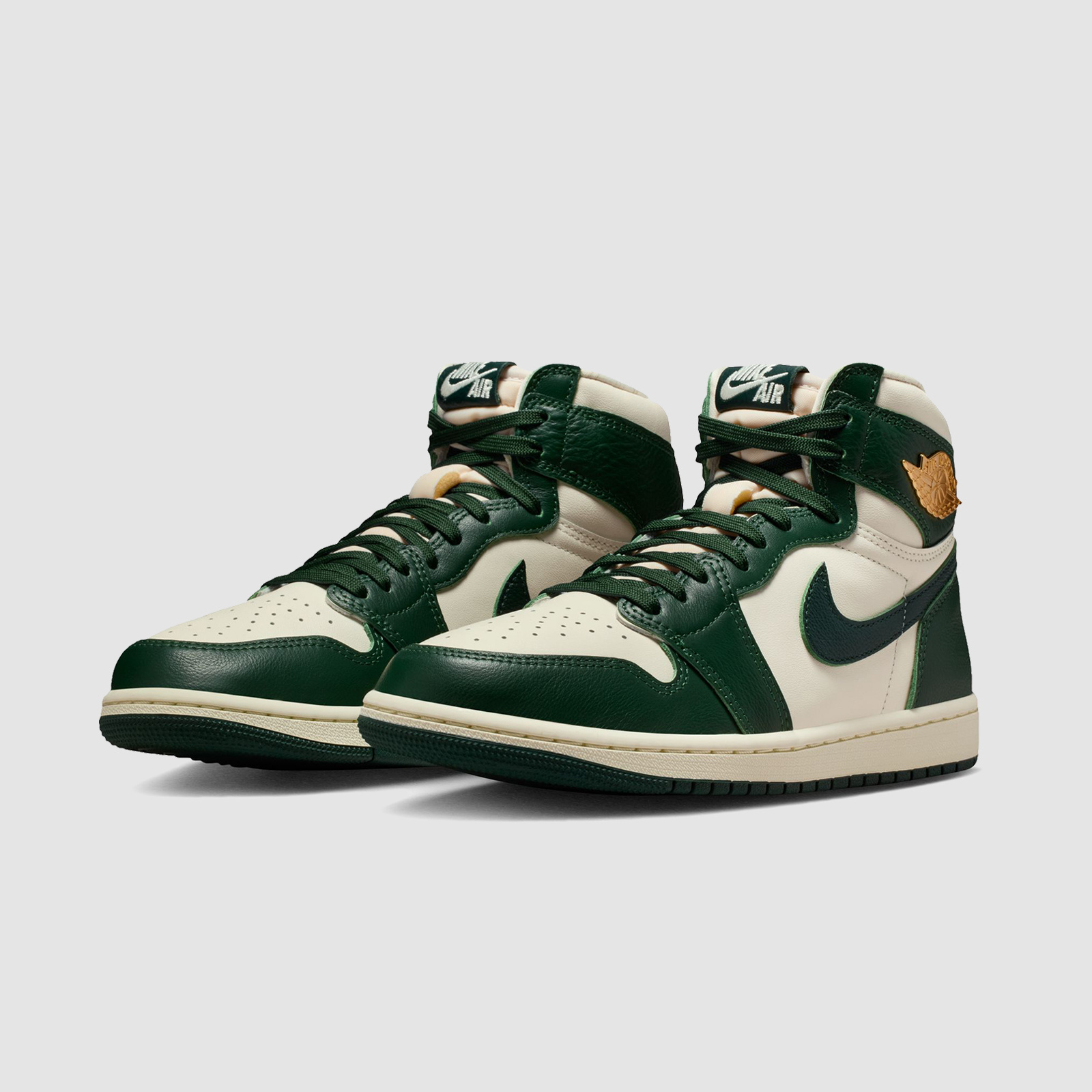 Jordan (W) AJ1 Retro High OG Pale Ivory/Pro Green