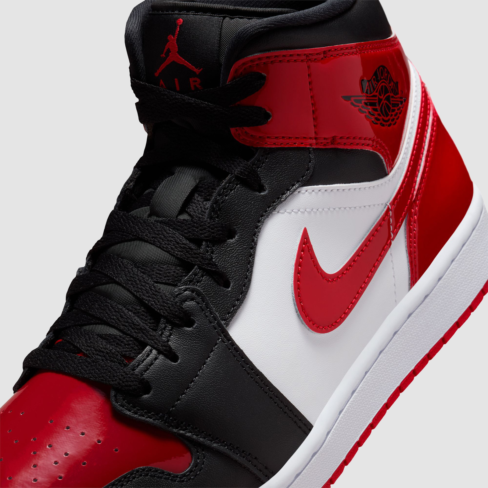 Jordan AJ1 Mid SE Black/Varsity Red