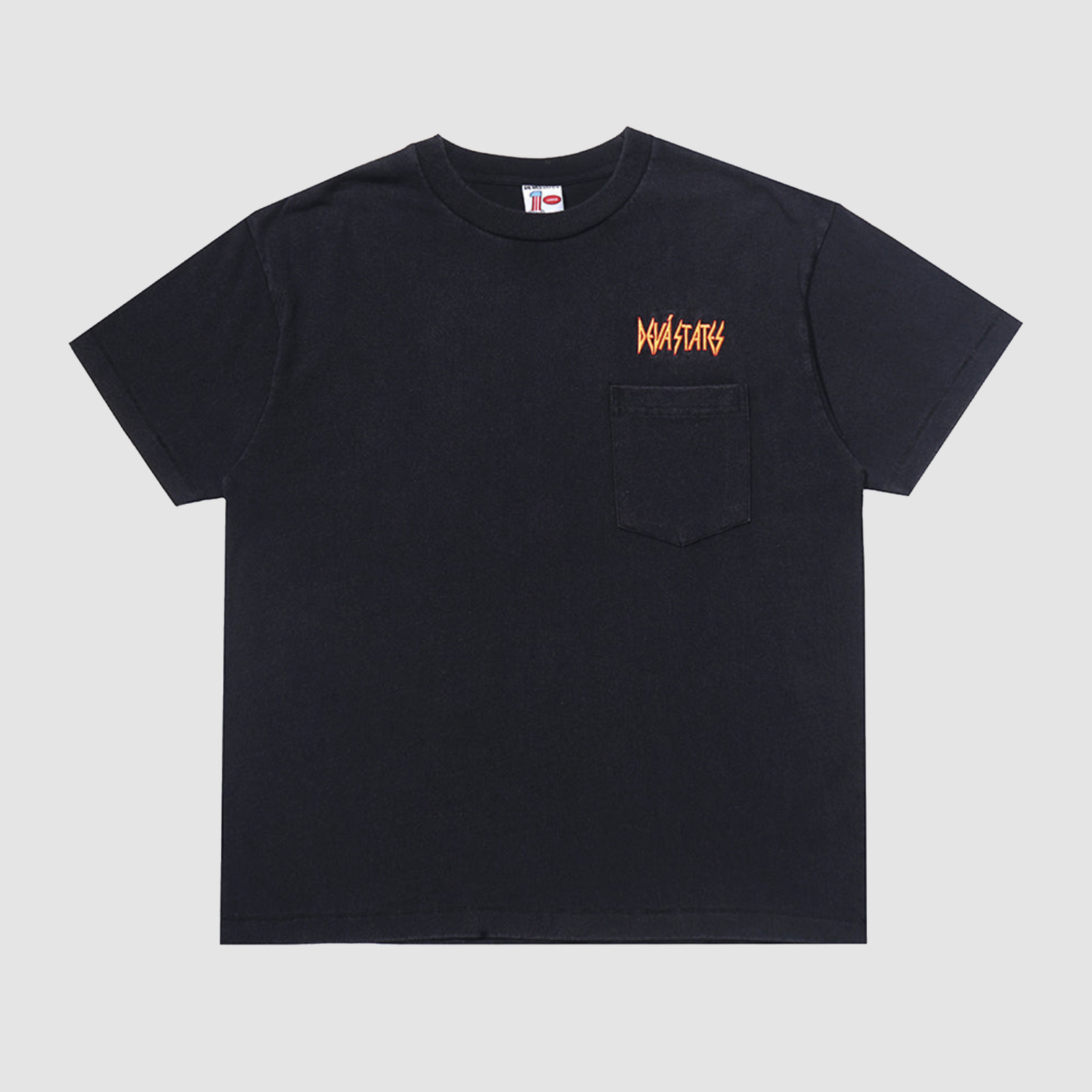 Devástates Pyro GFX Retro Pocket Tee Black