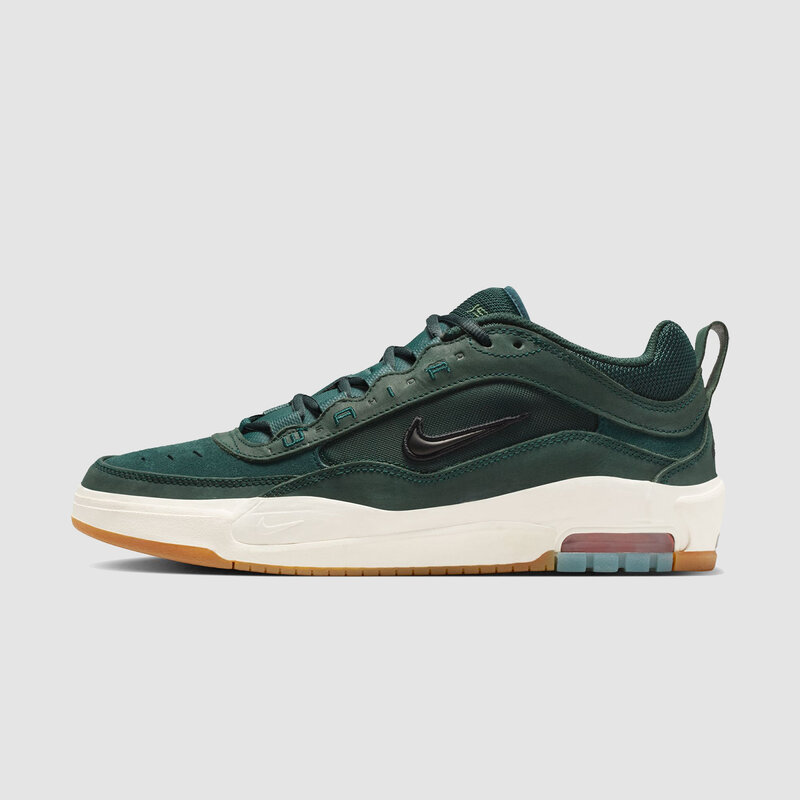Nike SB Air Max Ishod ISO Deep Fir Sail