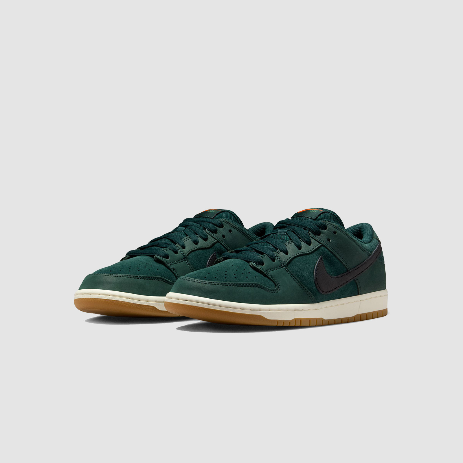 Nike SB Dunk Low Pro Deep Fir/Black Sail