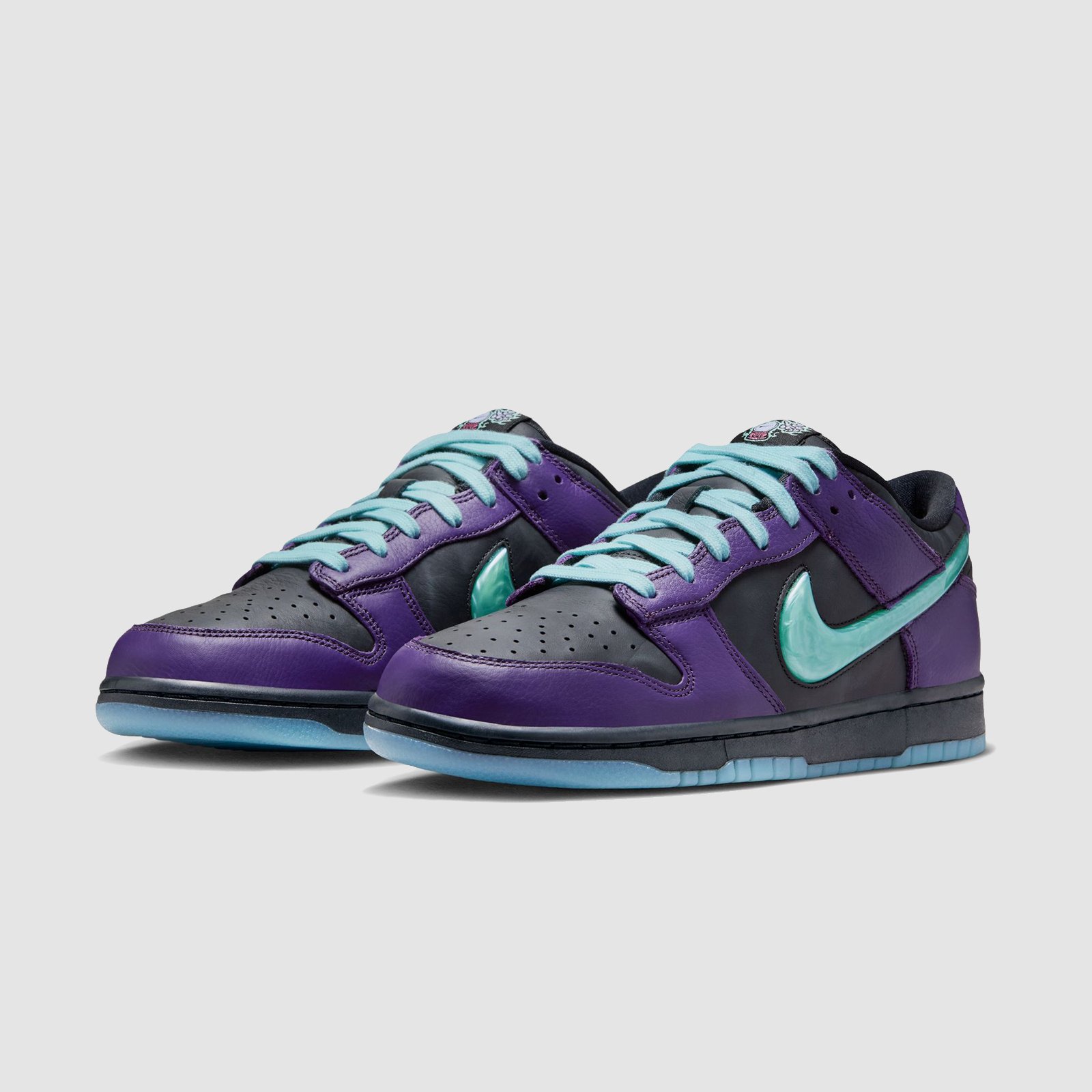 Nike Dunk Low Retro Limited Black/Artisan Teal-Grand Purple