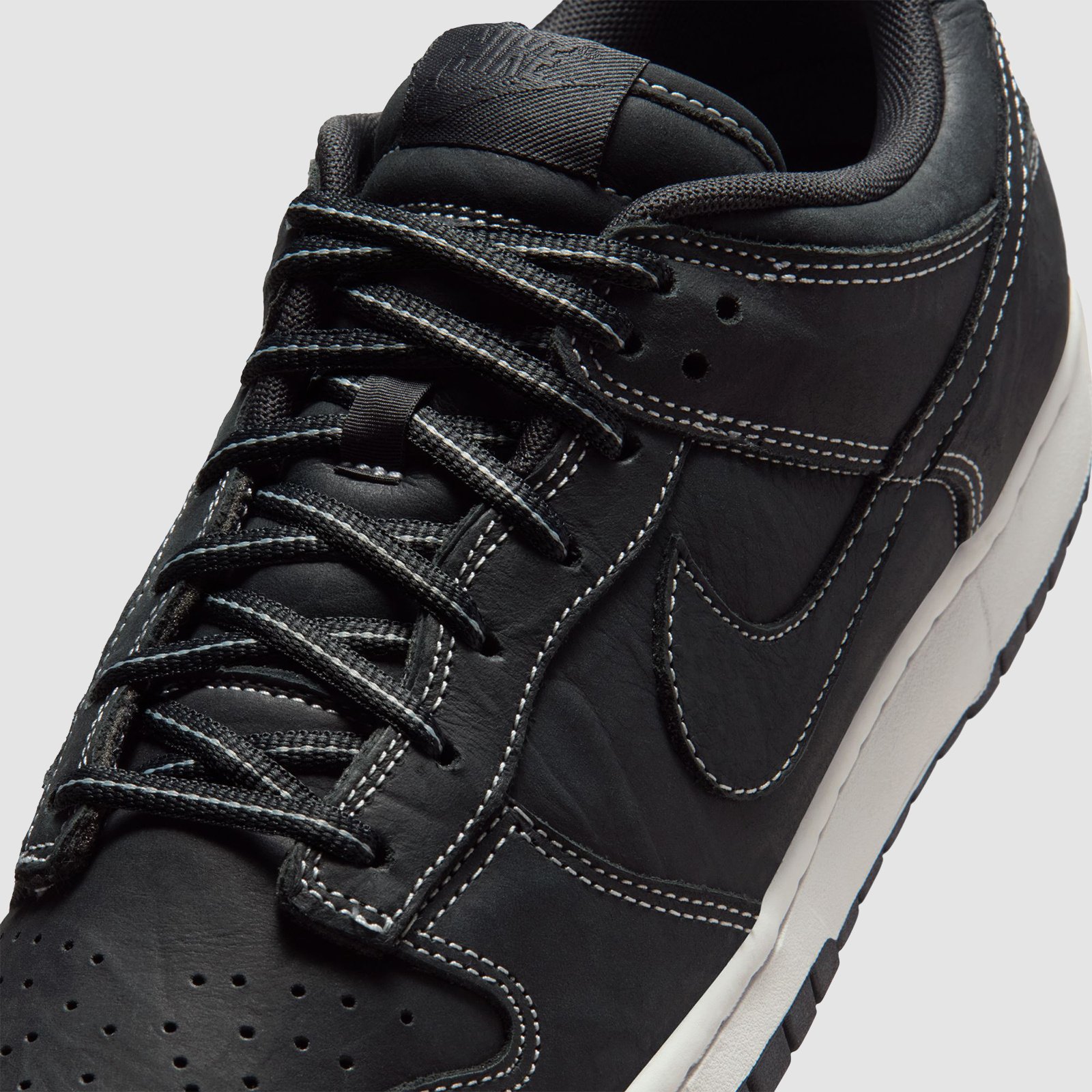 Nike Dunk Low Off Noir/Summit White