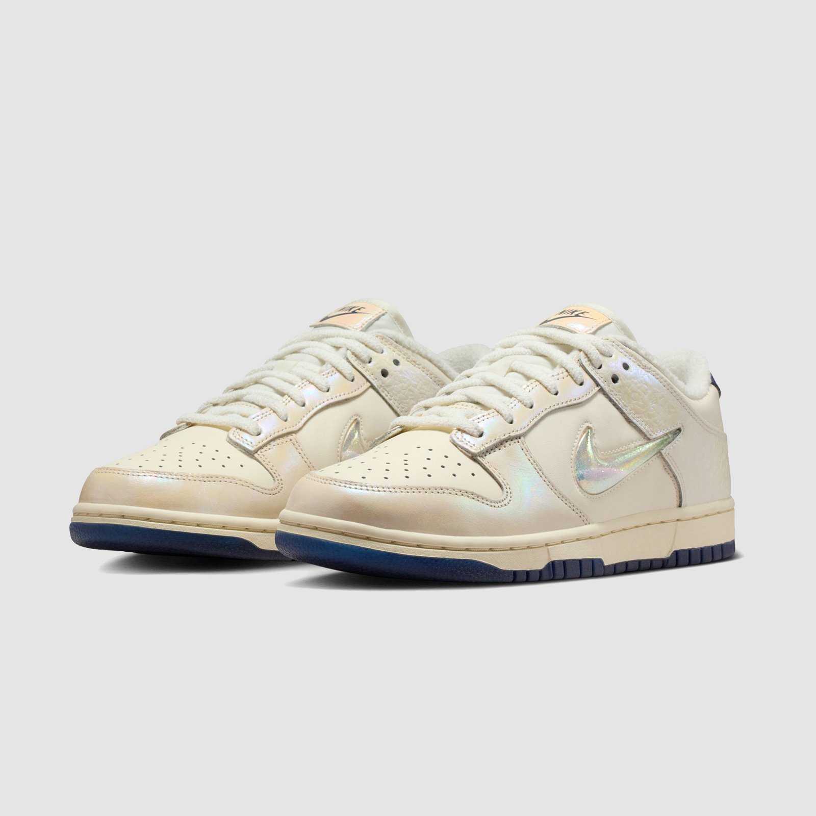 Nike (W) Dunk Low Soft Pearl/Multi